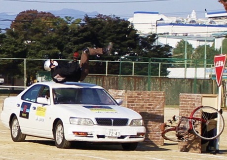 リアルな事故の再現に生徒ら緊張 自転車交通安全教室 - JA菊池